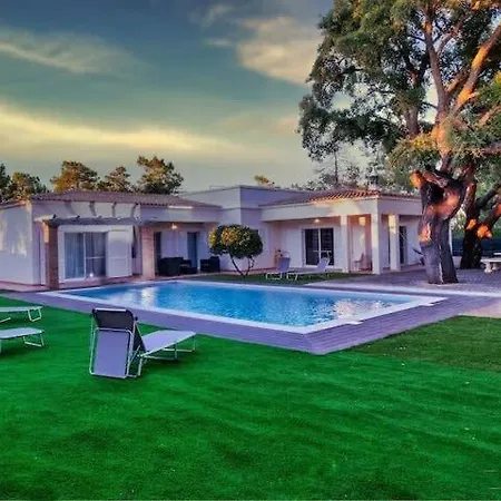 Domingos - Beautiful Garden Close To Beach And Park *