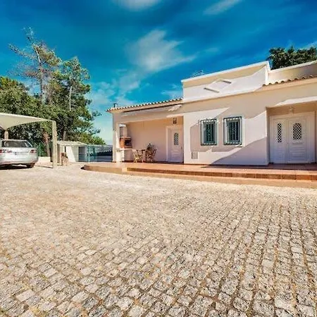Domingos - Beautiful Garden Close To And Park *